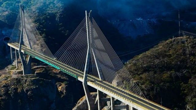 Puente Baluarte Bicentenario: Uniendo Asia y EEUU